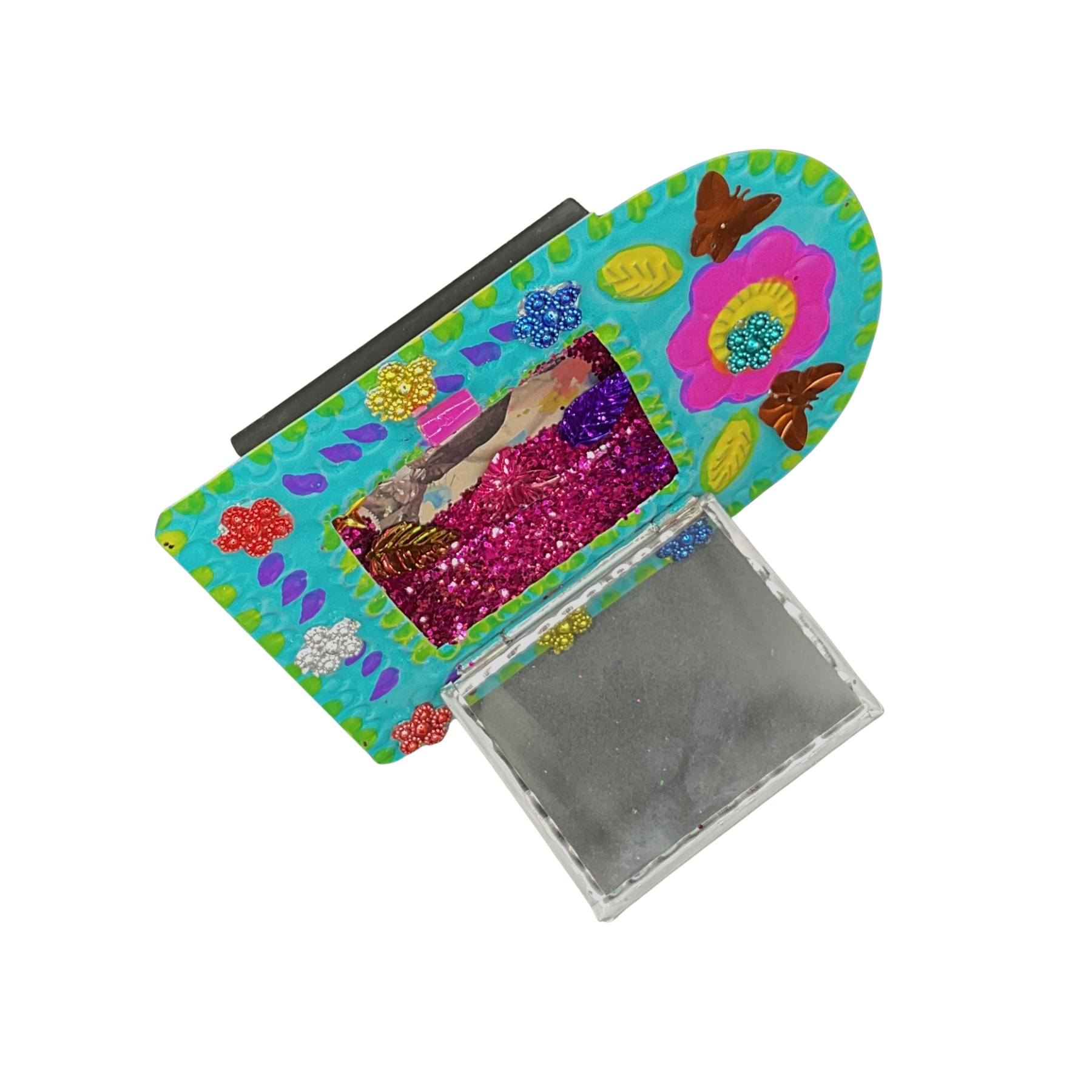 Frida Kahlo Nicho BOx seitlich mit offenem Fenster